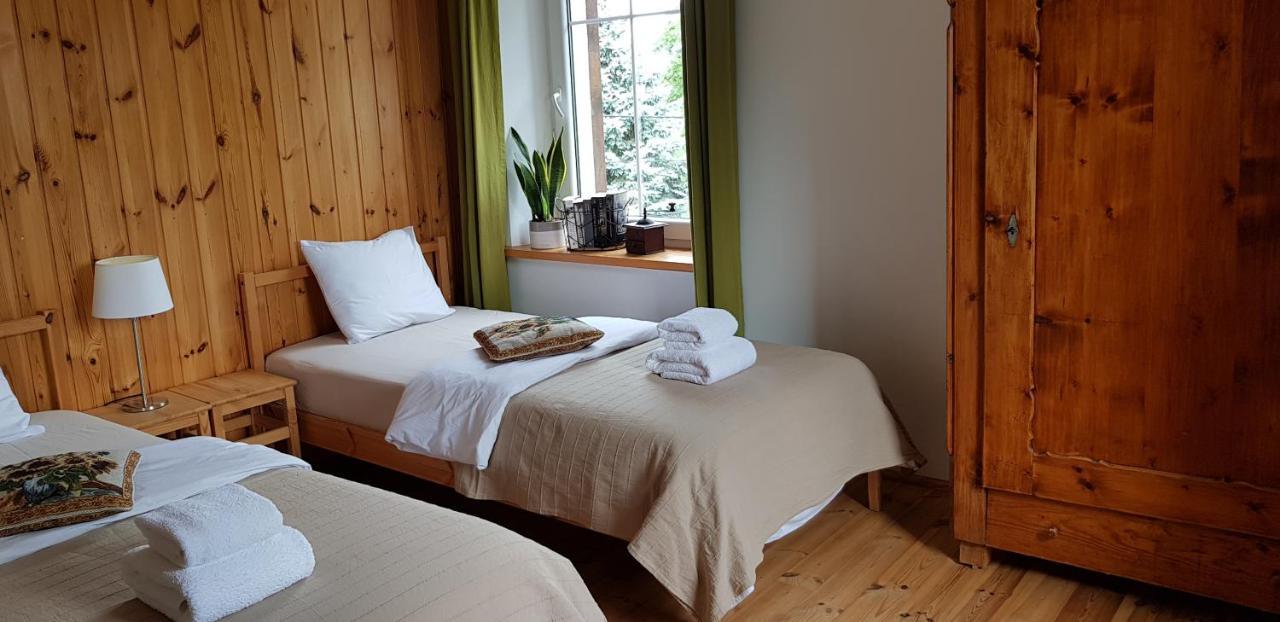 Appartement Dom Nad Potokiem à Proszowa Extérieur photo